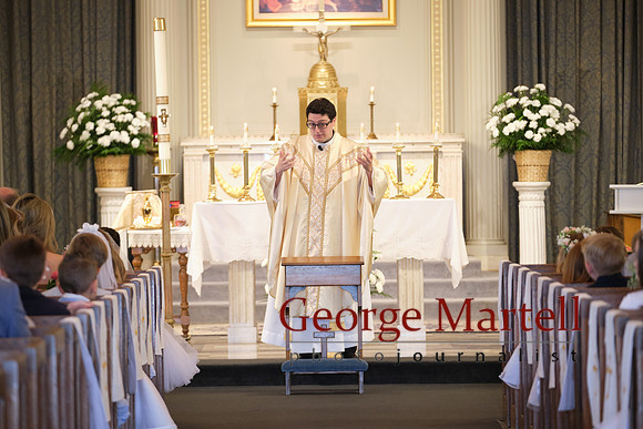20220507scituatefirstcommunion_gm0112