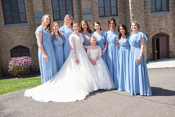 20220423ElizabethVinny_gm0230