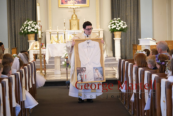 20220507scituatefirstcommunion_gm0117